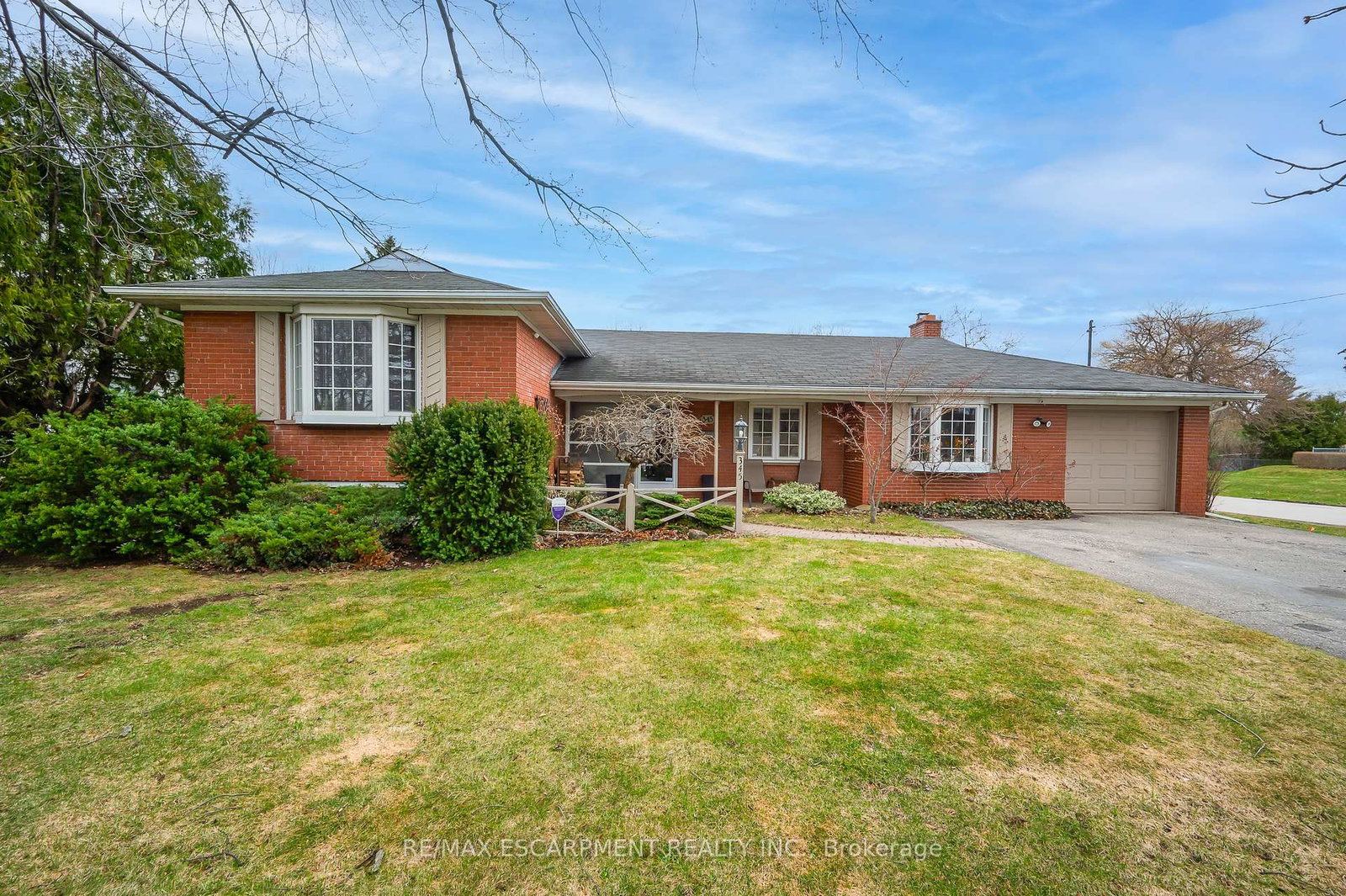 345-sandlewood-road-oakville-ontario-w12976824