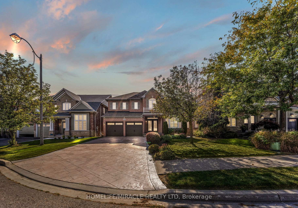 32-xavier-court-brampton-ontario-w12976926