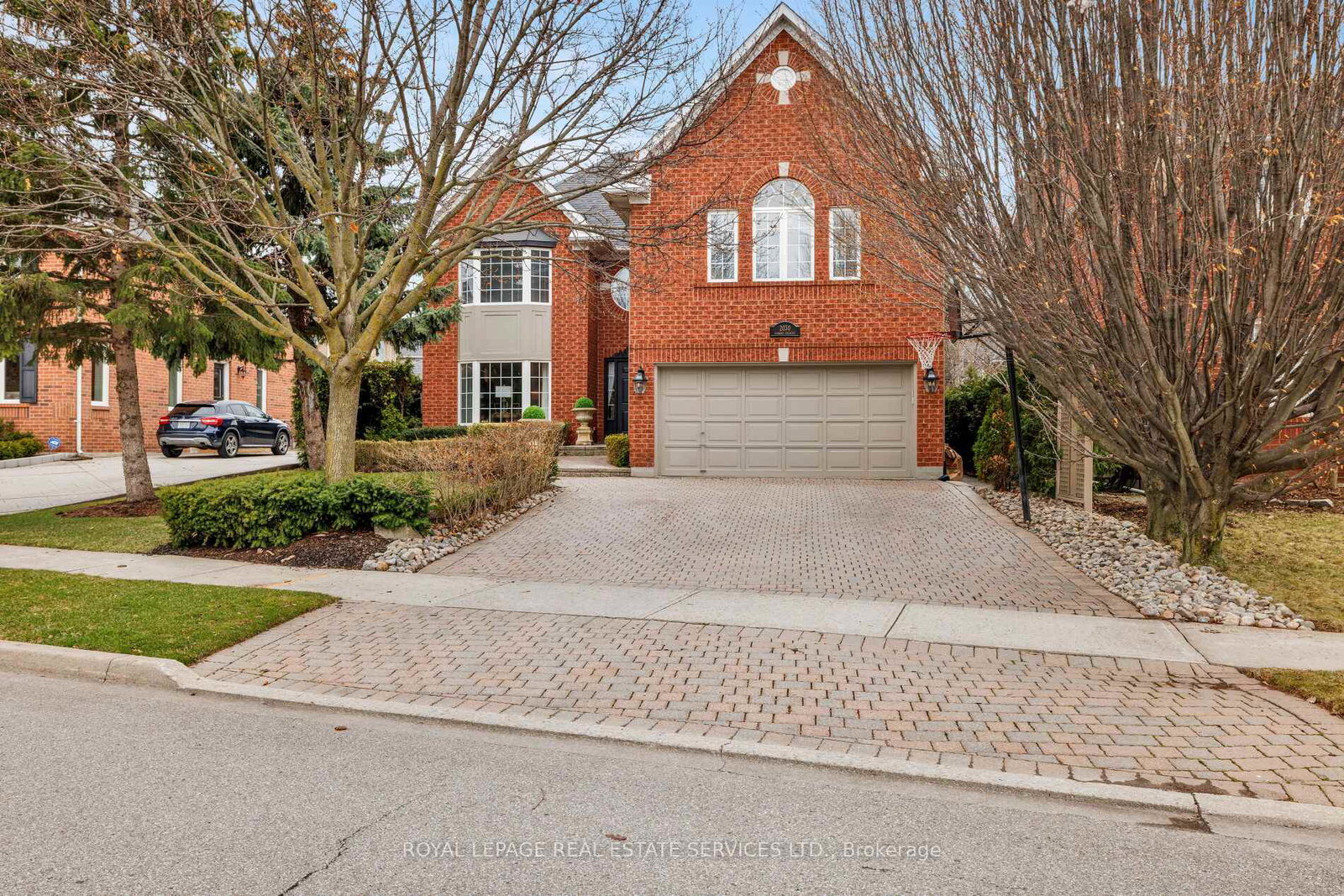 3030-banbury-crescent-oakville-ontario-w12976928