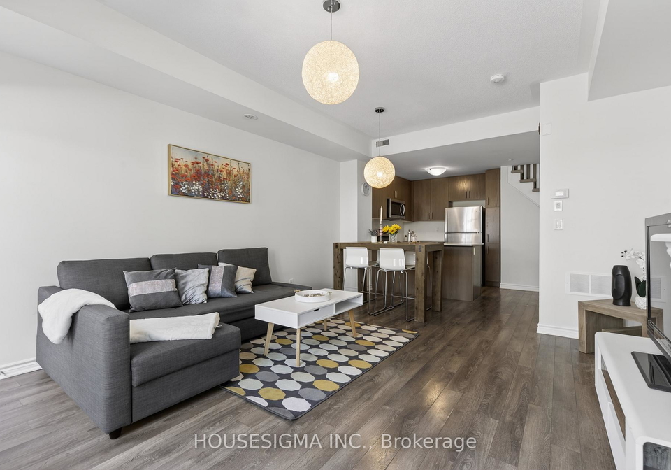 8eastwood-park-gardens-etobicoke-ontario-w12977040