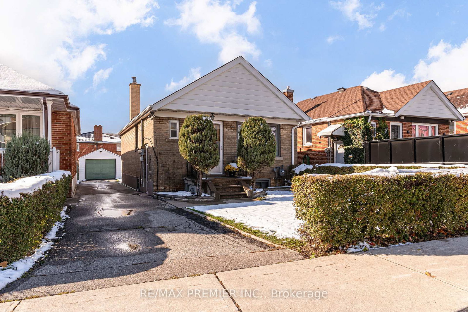 52-richardson-avenue-north-york-ontario-w12977120