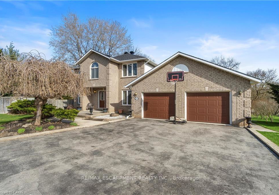 266-sumach-drive-burlington-ontario-w12977176