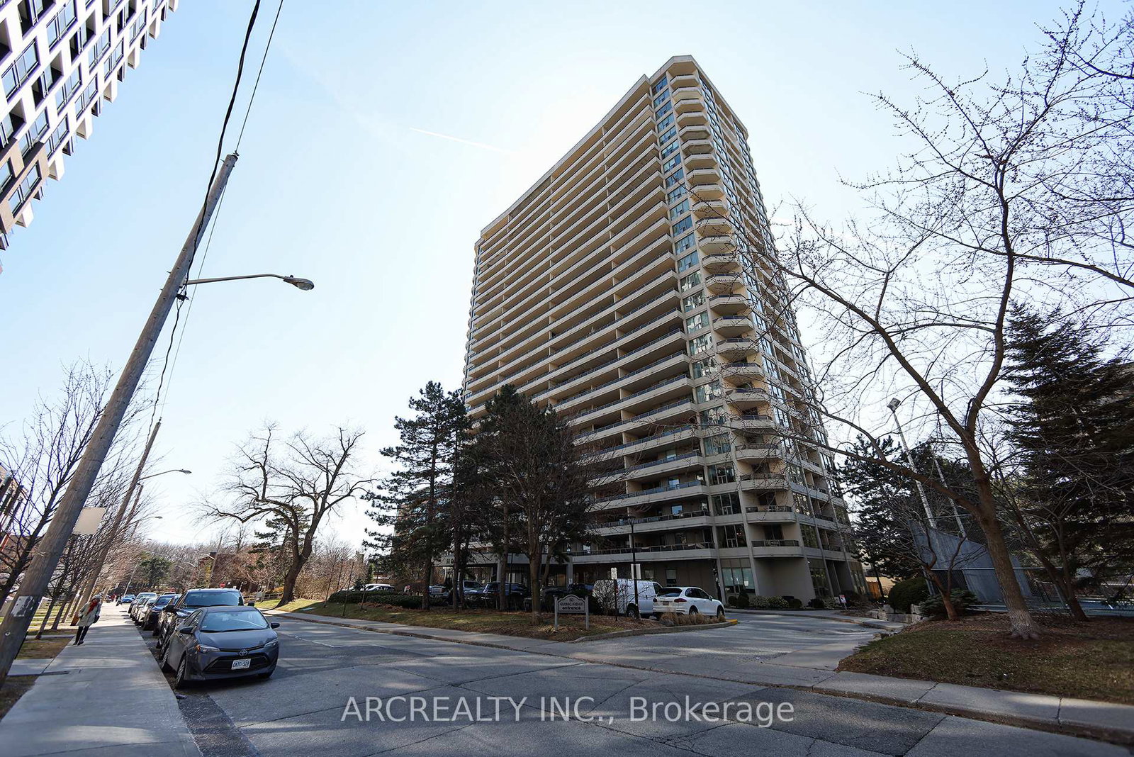 50-quebec-avenue-toronto-ontario-w12977370