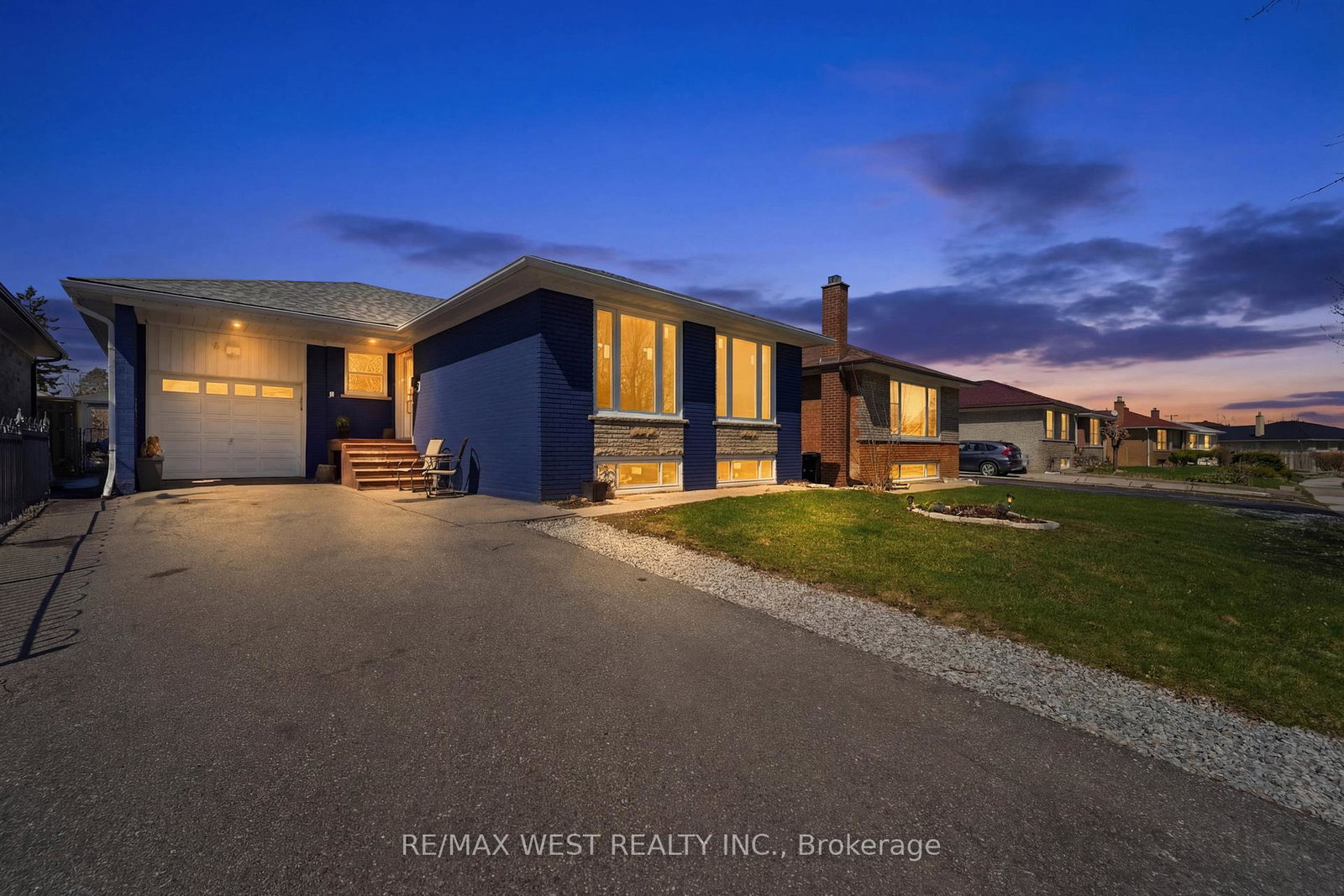 38-bridesburg-drive-etobicoke-ontario-w12977528