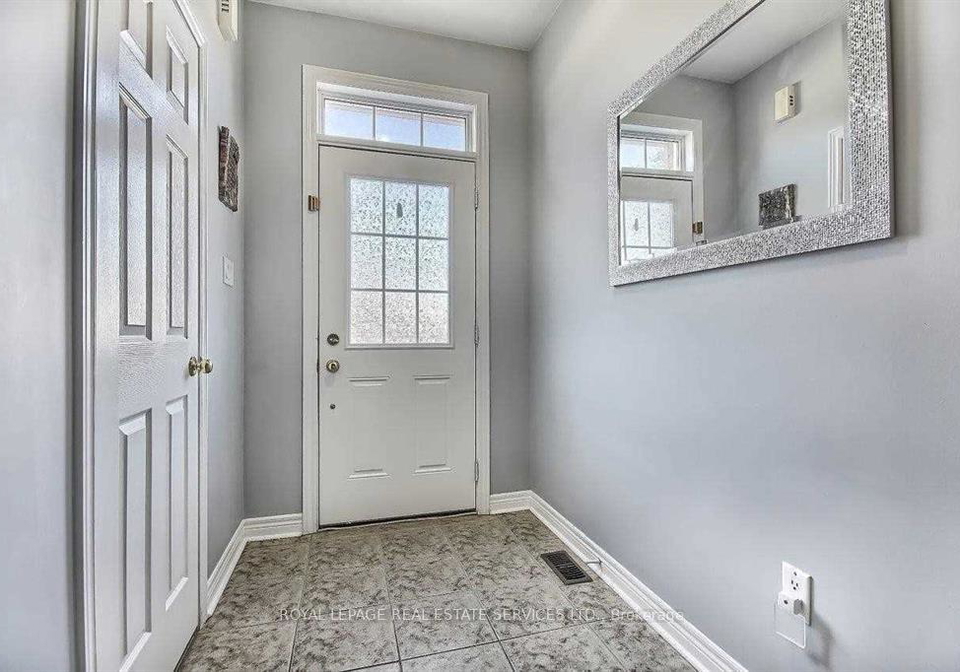 2423-grand-oak-trail-oakville-ontario-w12977556
