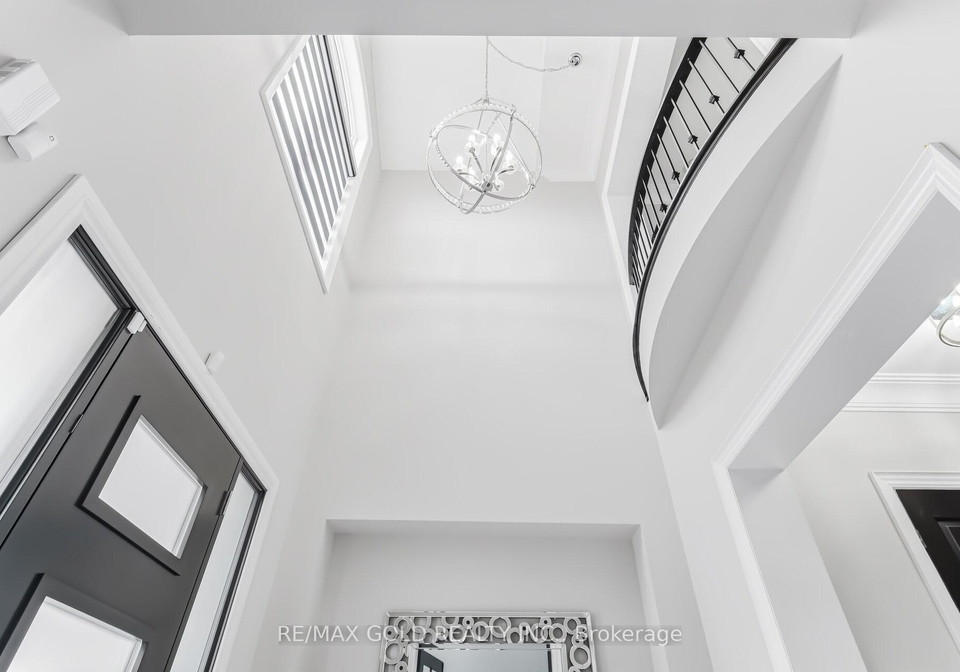 4-spain-crescent-brampton-ontario-w12977774