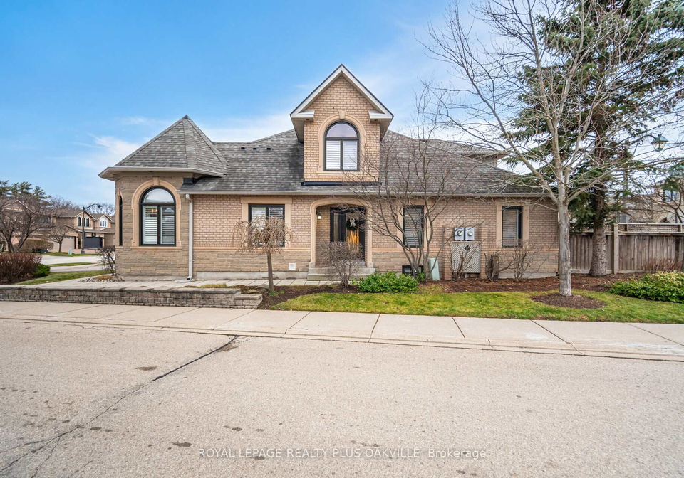 2250-rockingham-drive-oakville-ontario-w12978036