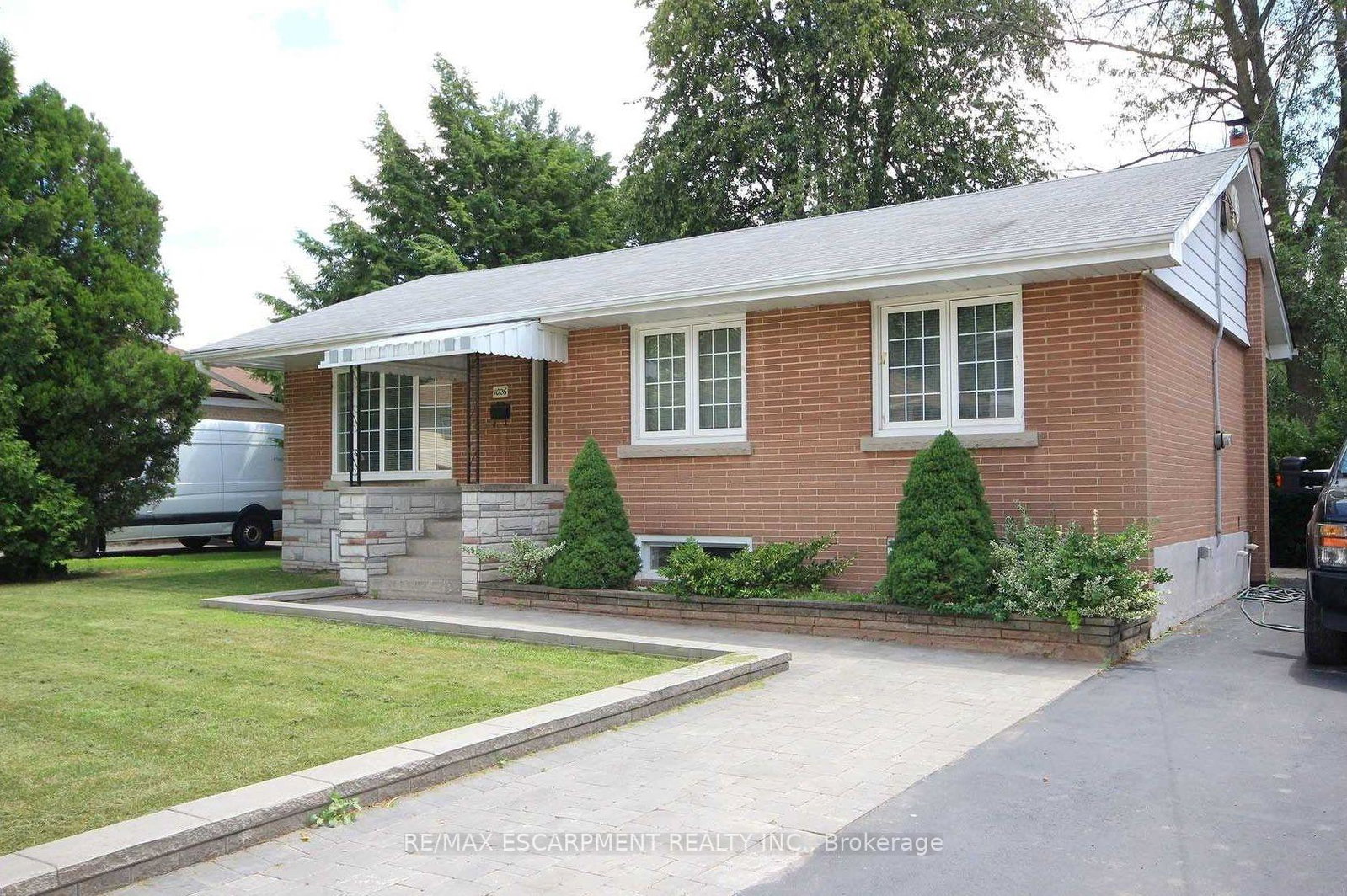 1026-bridge-road-oakville-ontario-w12978214