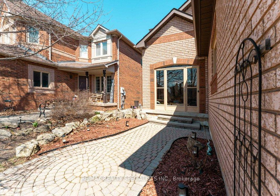 34-killaloe-crescent-halton-hills-ontario-w12978552