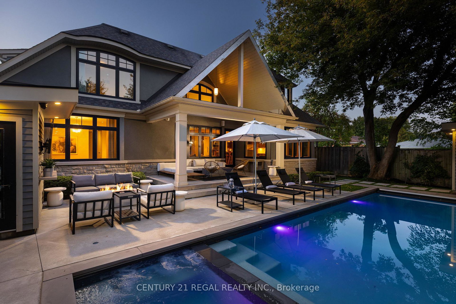 2442-meadowood-crescent-oakville-ontario-w12978700