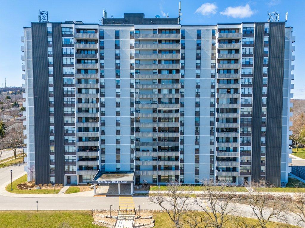 2055-upper-middle-road-burlington-ontario-w12978778