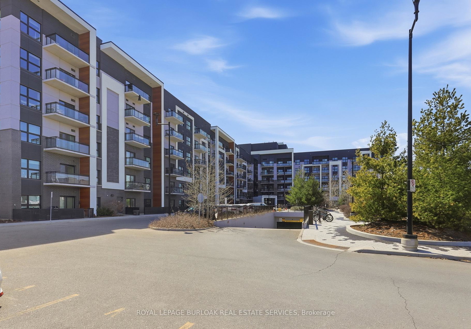 128-grovewood-common-oakville-ontario-w12979118
