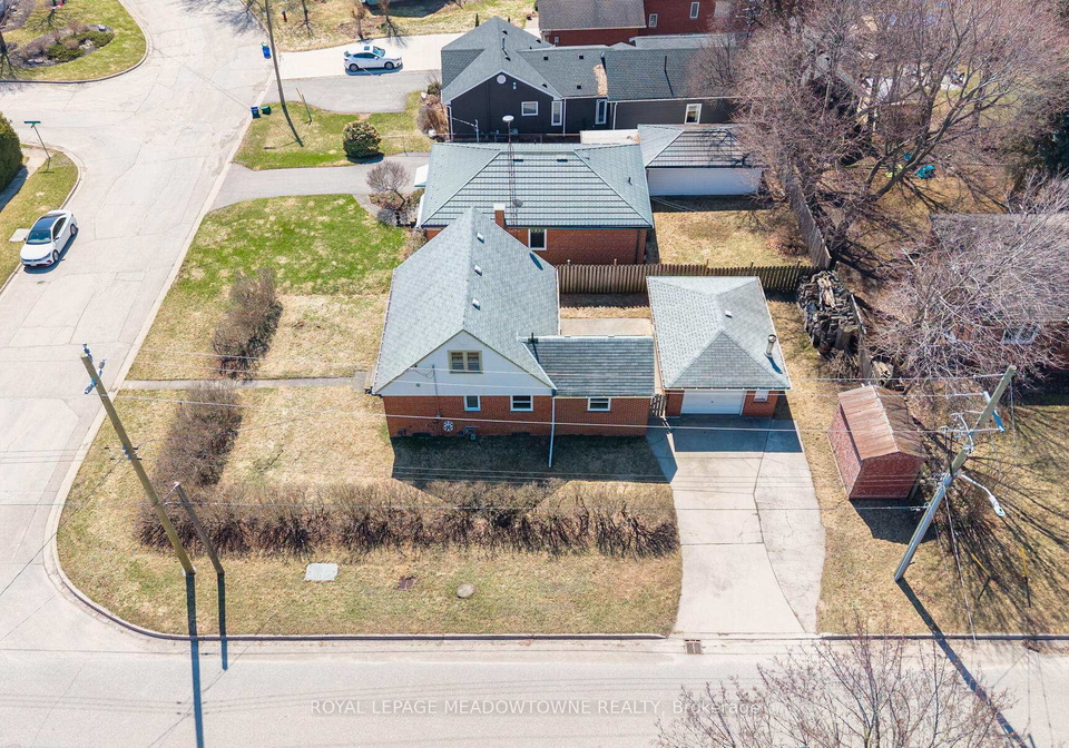 3-bard-lane-halton-hills-ontario-w12979178