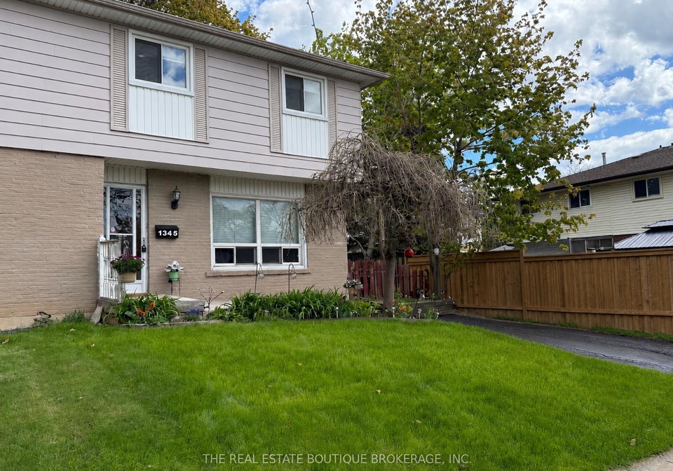 1345-colonsay-drive-burlington-ontario-w12979206