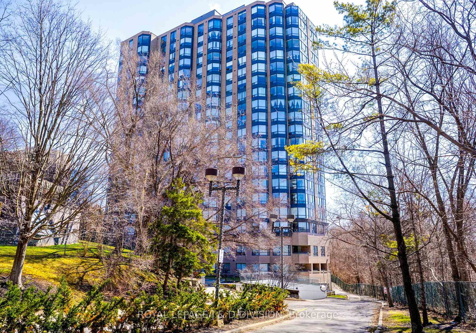 3-hickory-tree-road-north-york-ontario-w12979588