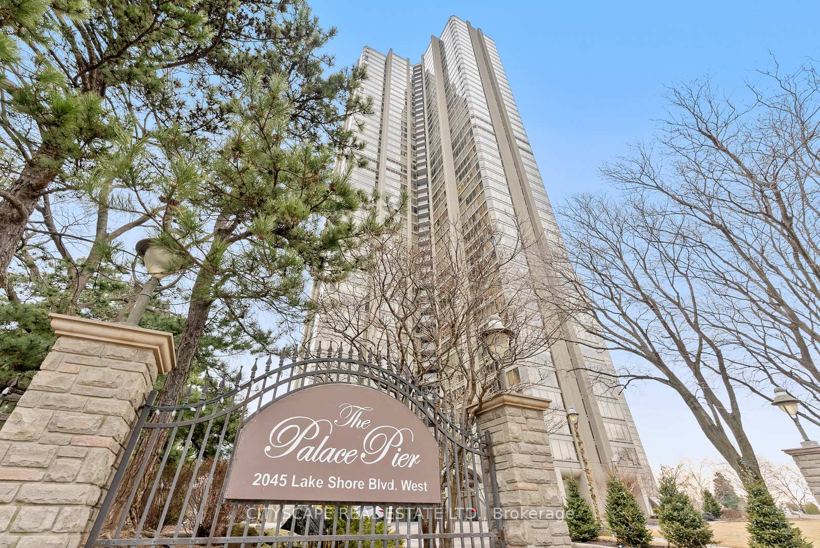 2045-lake-shore-boulevard-w-etobicoke-ontario-w12979818