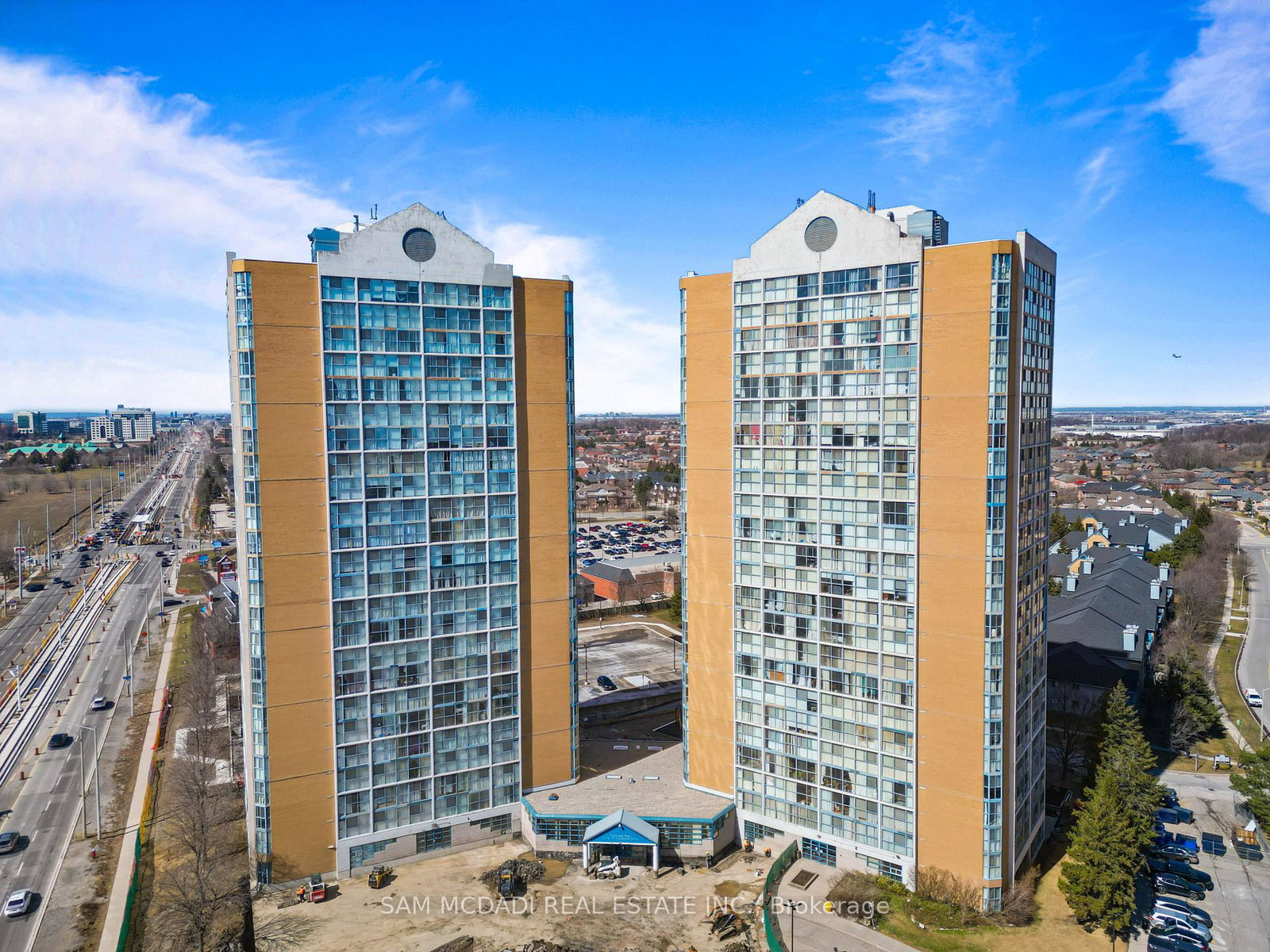 35-trailwood-drive-mississauga-ontario-w12979896