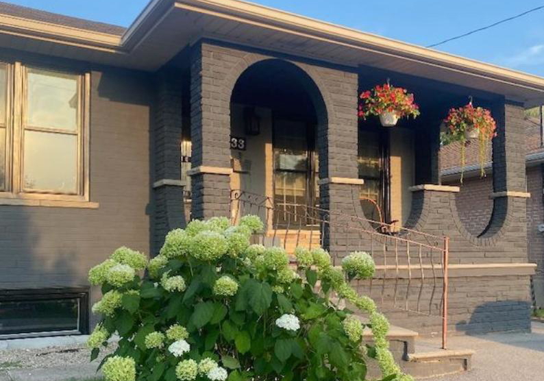 33-alhart-drive-etobicoke-ontario-w12979934