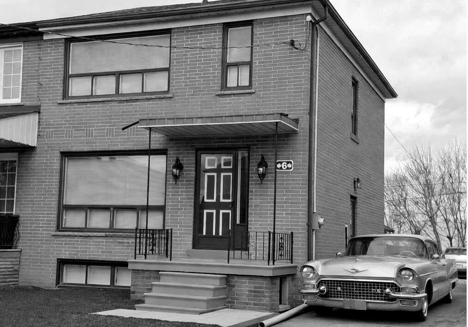 6-brigham-court-etobicoke-ontario-w12979958