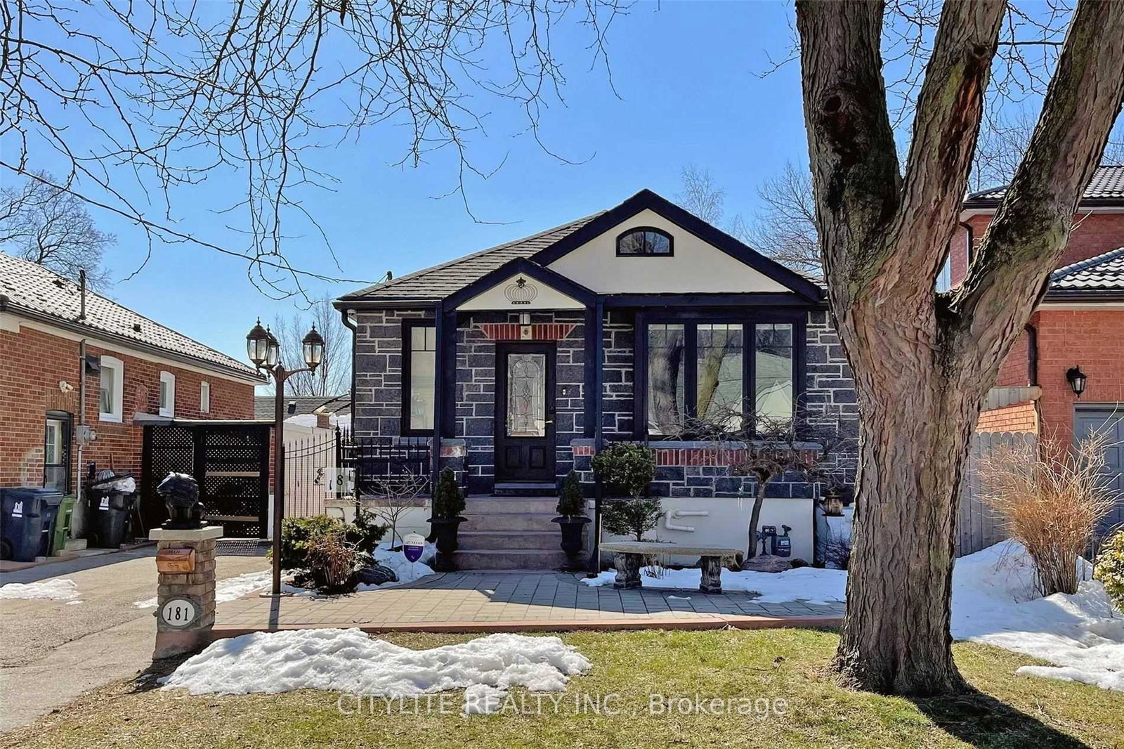181-king-street-north-york-ontario-w12980106