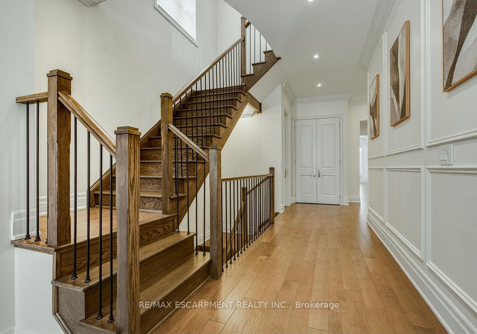 343-tudor-avenue-oakville-ontario-w12980110