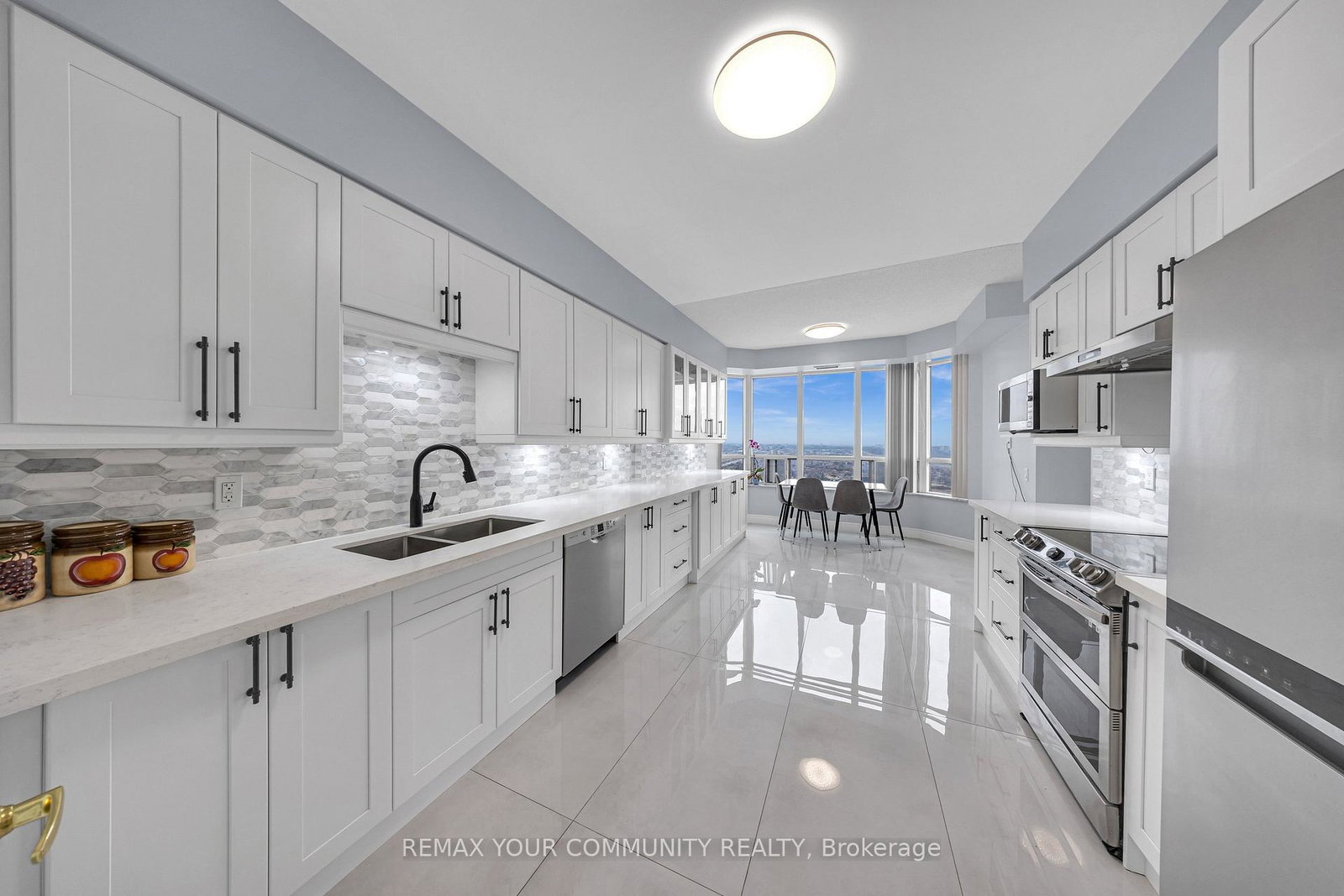35-kingsbridge-garden-circle-mississauga-ontario-w12980214