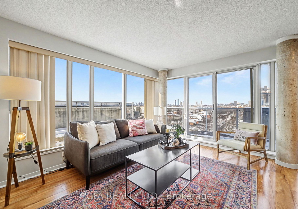 1040-the-queensway-street-etobicoke-ontario-w12980268