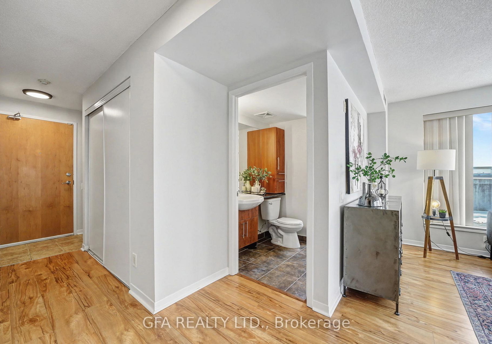 1040-the-queensway-street-etobicoke-ontario-w12980268