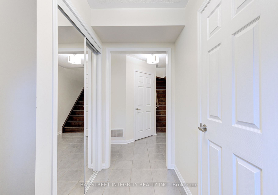 1033-stemman-place-milton-ontario-w12980632