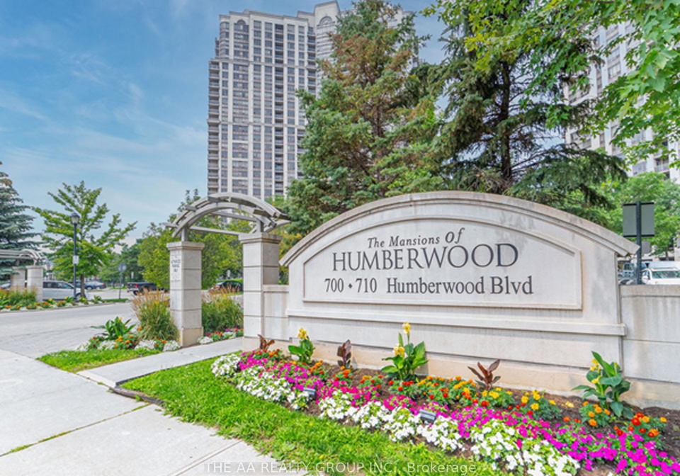 710-humberwood-boulevard-etobicoke-ontario-w12980872