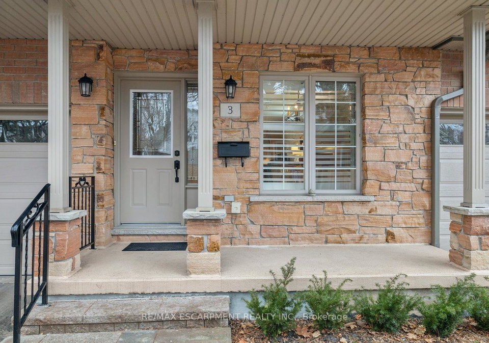 1019-north-shore-boulevard-e-burlington-ontario-w12981628