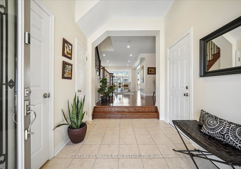 2019-trawden-way-oakville-ontario-w12981830