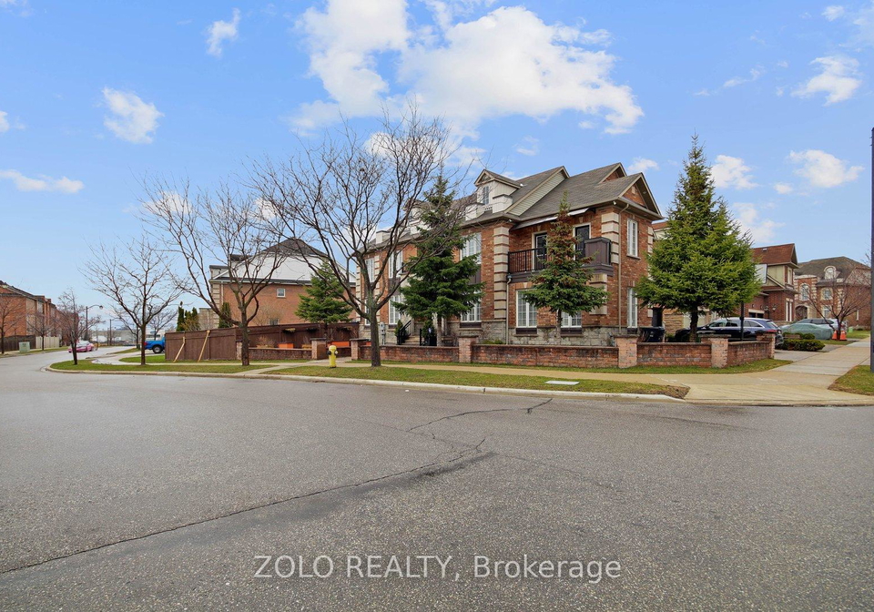 16-sergio-marchi-lower-street-york-ontario-w12981930