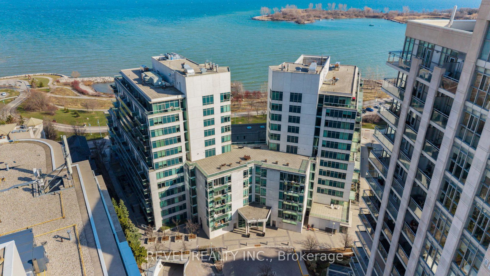 5-marine-parade-drive-etobicoke-ontario-w12981936