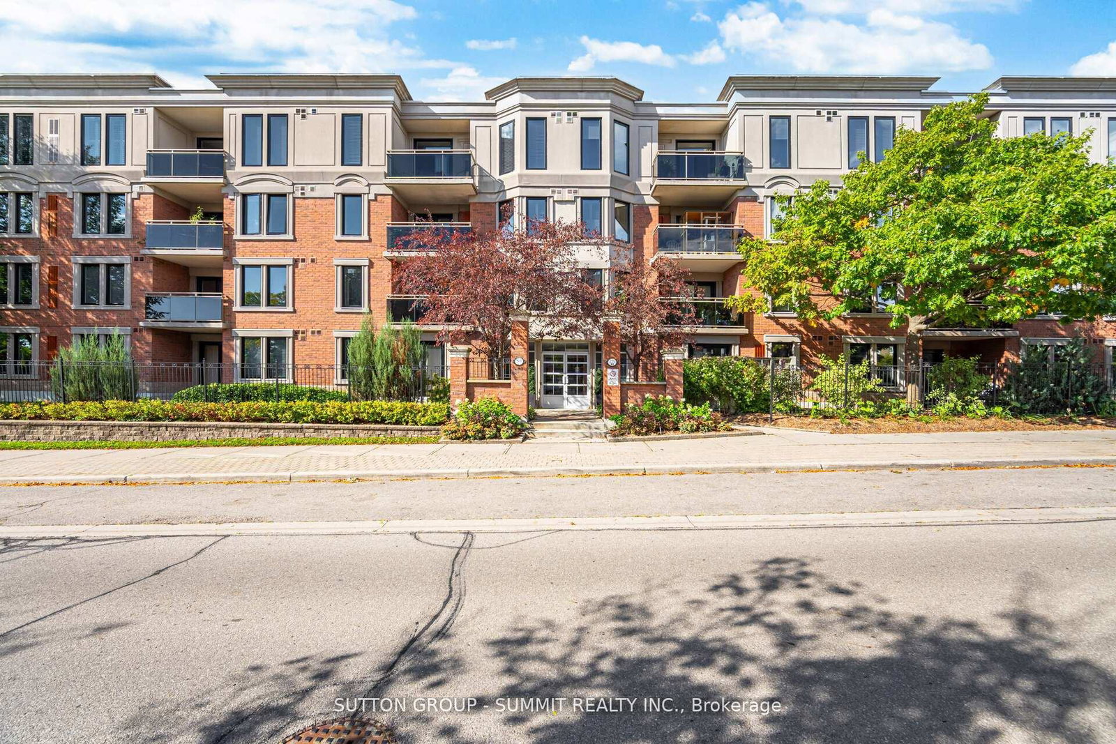 2300-parkhaven-boulevard-oakville-ontario-w12982442