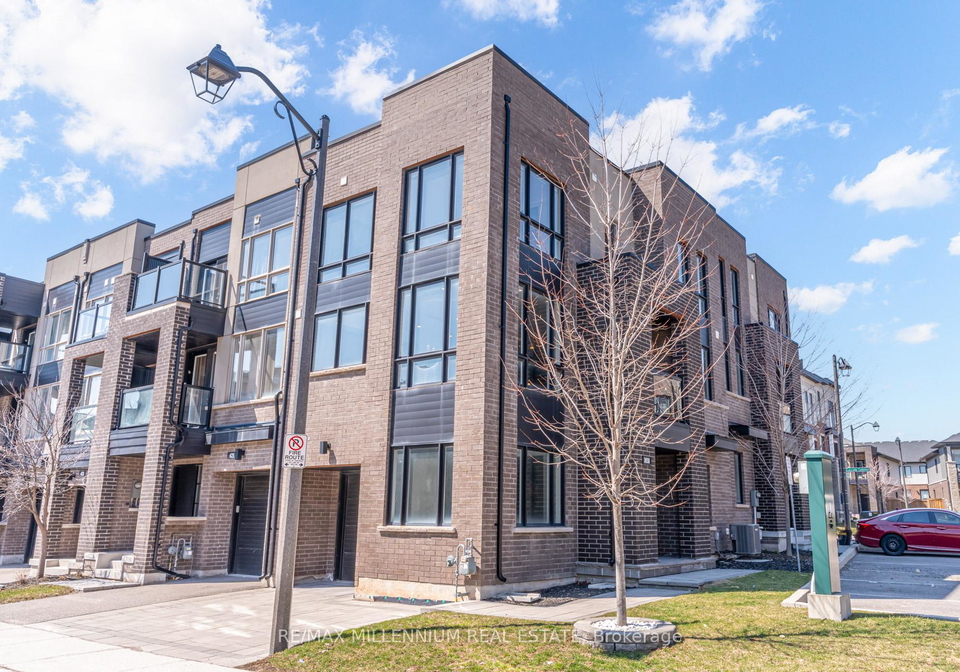 3058-blacktusk-common-oakville-ontario-w12982568