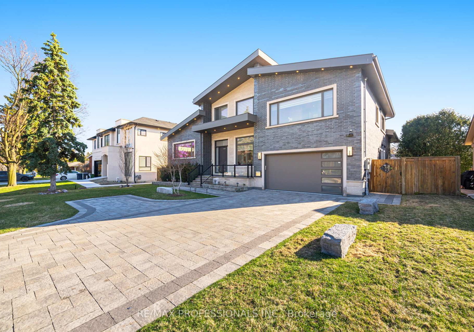 466-the-kingsway-etobicoke-ontario-w12982662