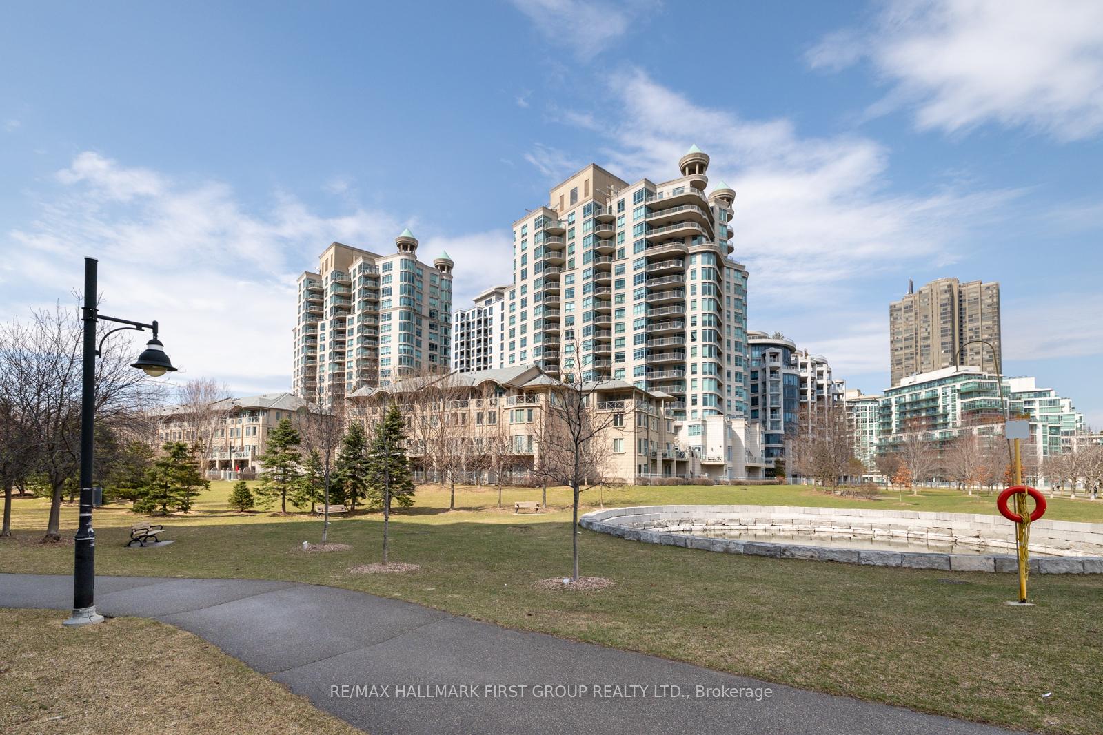 2111-lake-shore-boulevard-w-etobicoke-ontario-w12982672