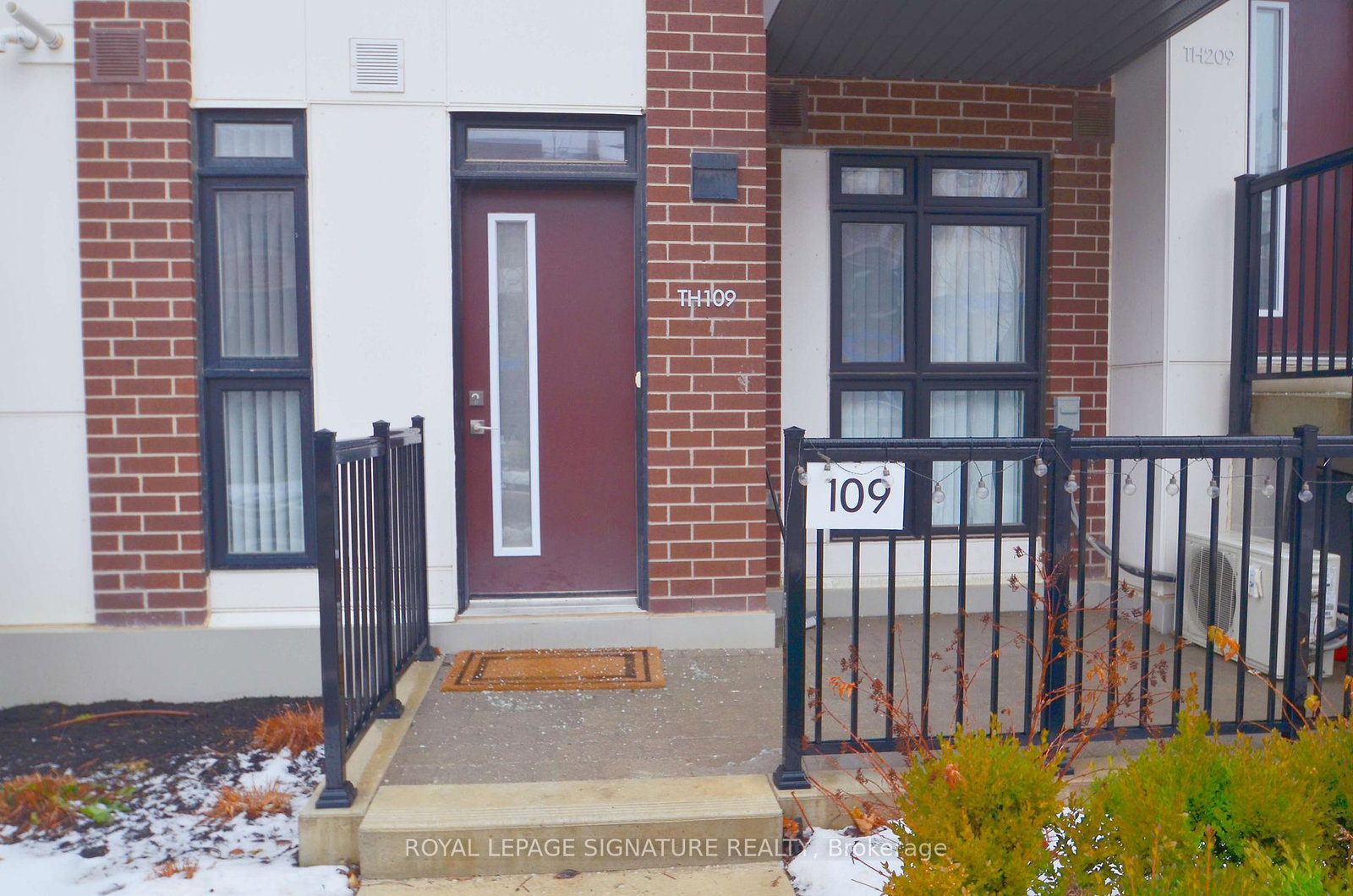 100-canon-jackson-drive-north-york-ontario-w12982798