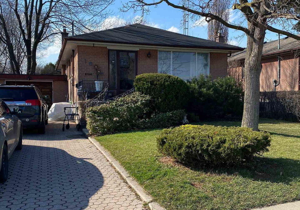 10-jersey-avenue-brampton-ontario-w12982984