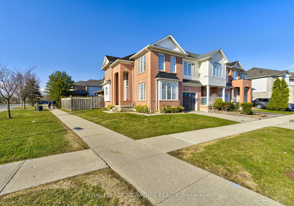 1019-kennedy-circle-milton-ontario-w12983100