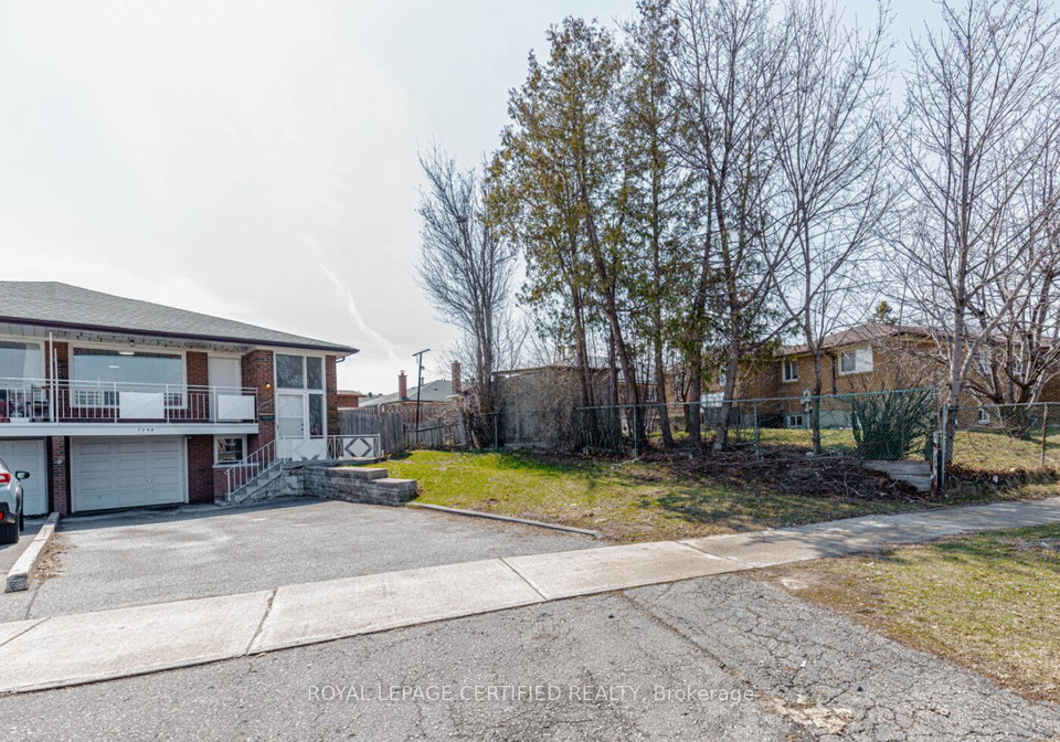 7256-lancaster-avenue-s-mississauga-ontario-w12983112