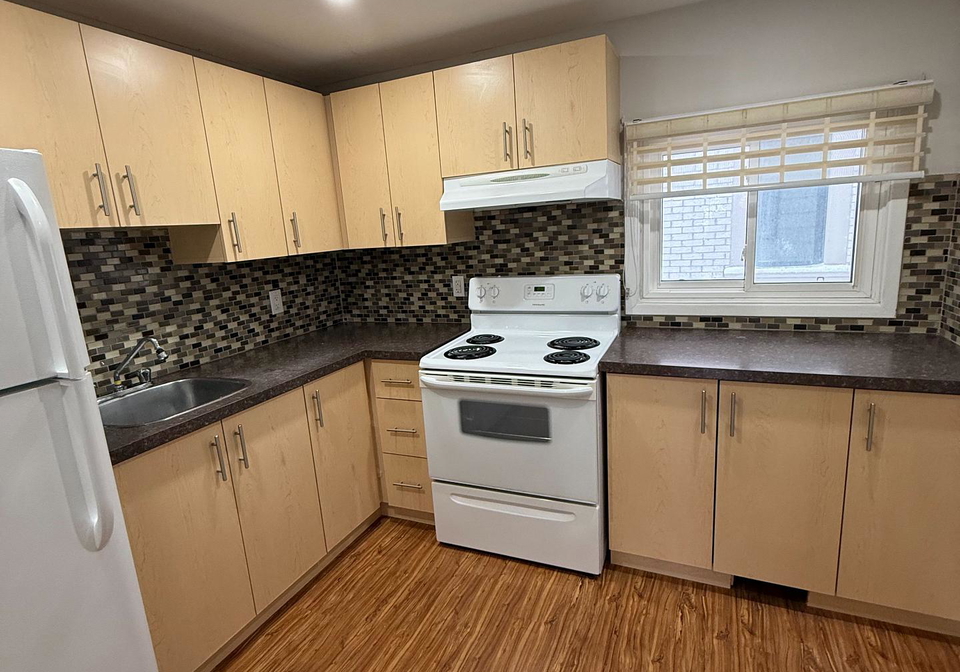 80-willow-street-caledon-ontario-w12983214