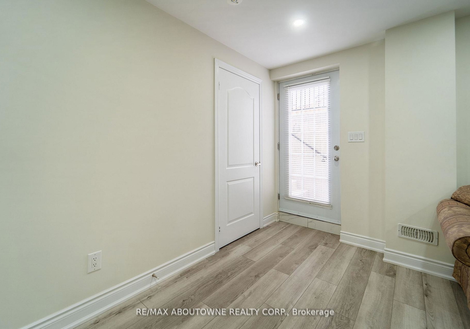 150-goodwin-crescent-milton-ontario-w12983296