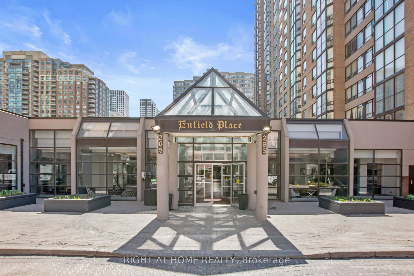 265-enfield-place-mississauga-ontario-w12983436