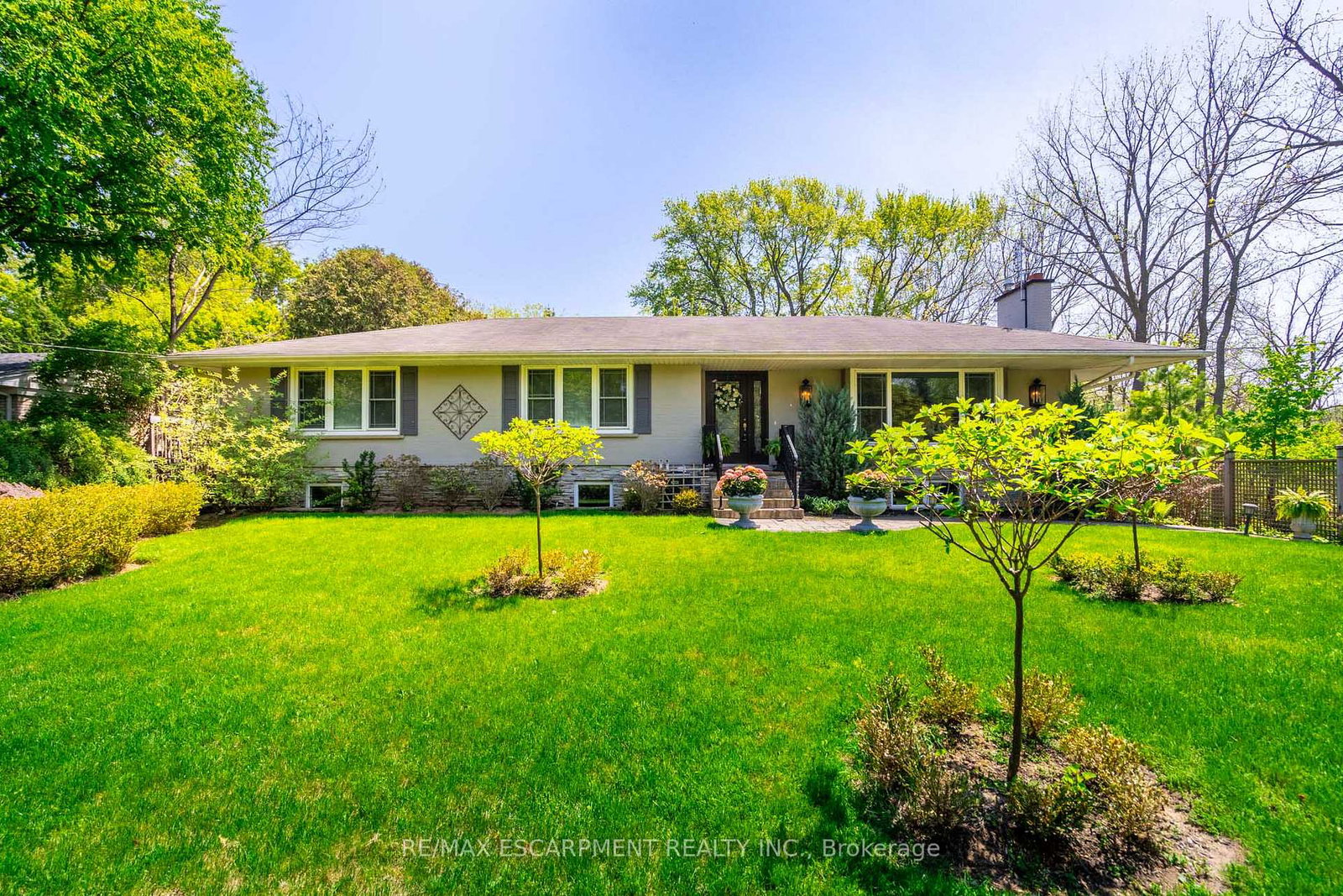 4306-lakeshore-road-burlington-ontario-w12983948