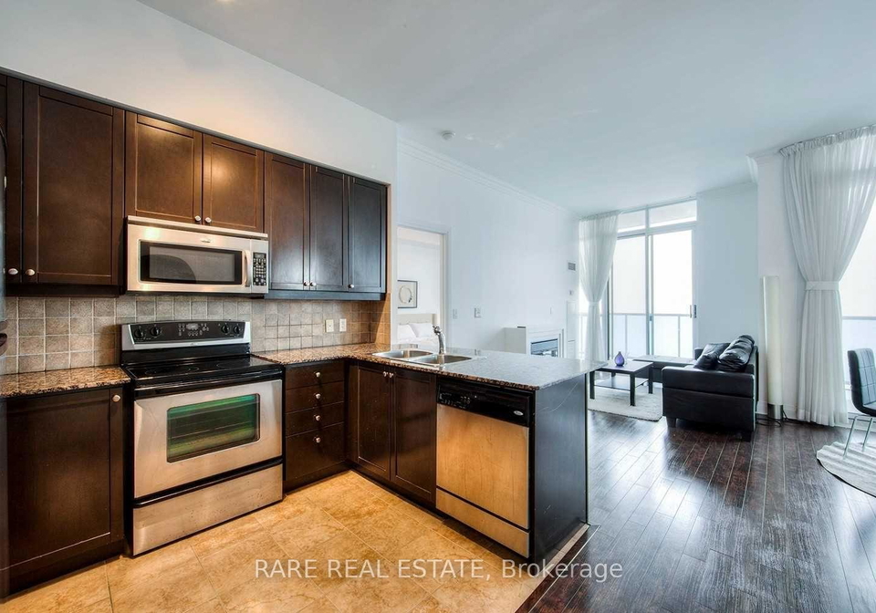 90-absolute-avenue-mississauga-ontario-w12983972