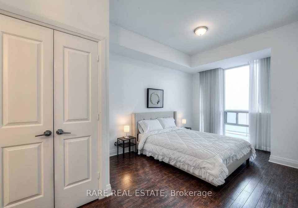 90-absolute-avenue-mississauga-ontario-w12983972
