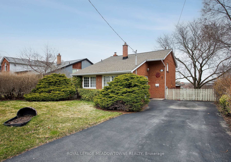 123-vista-drive-w-mississauga-ontario-w12984336