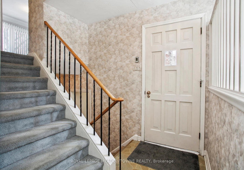 123-vista-drive-w-mississauga-ontario-w12984336